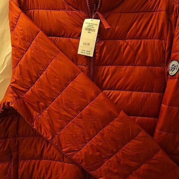 Women’s Abercrombie And Fitch Red Puffer Size Small  (YT-483)‎ New With Tags - Picture 10 of 13